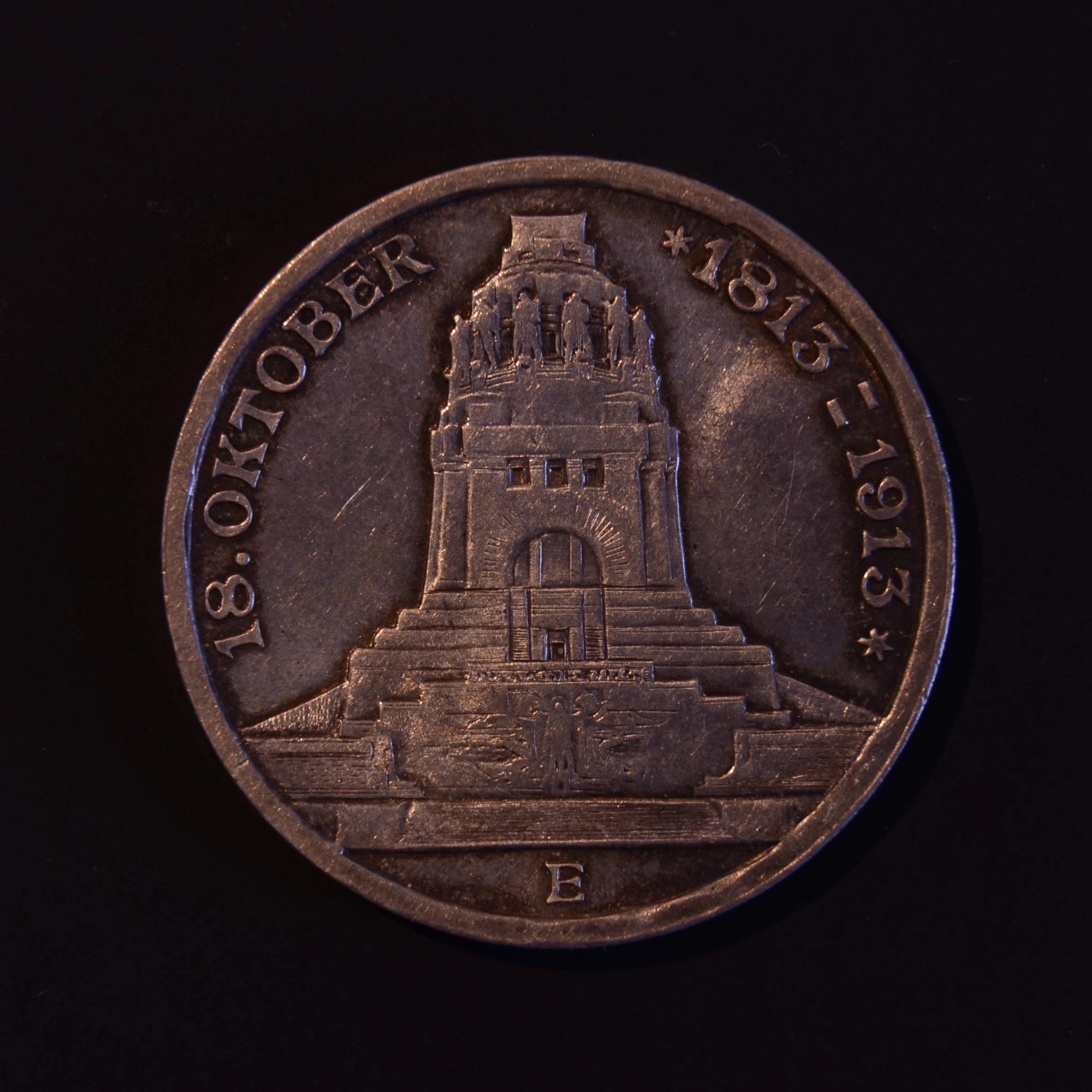 3 Mark 1913 E Sachsen Völkerschlacht bei Leipzig Silbermünze Deutsches Kaiserreich, Германская империя, 1913, 3 Знаки, серебро, состояние UNC — аверс